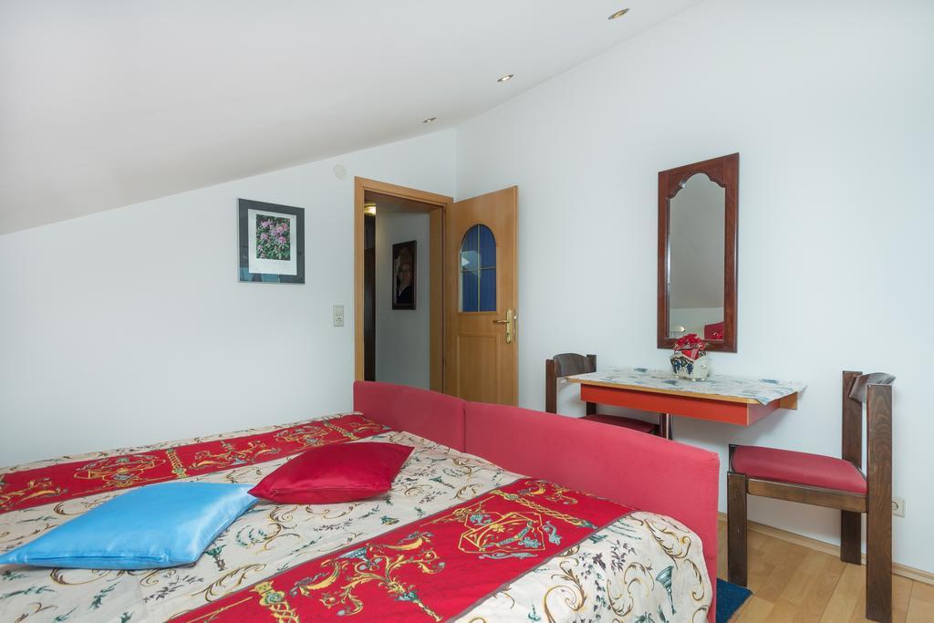 Apartments Villa-Passat ポレッチ エクステリア 写真