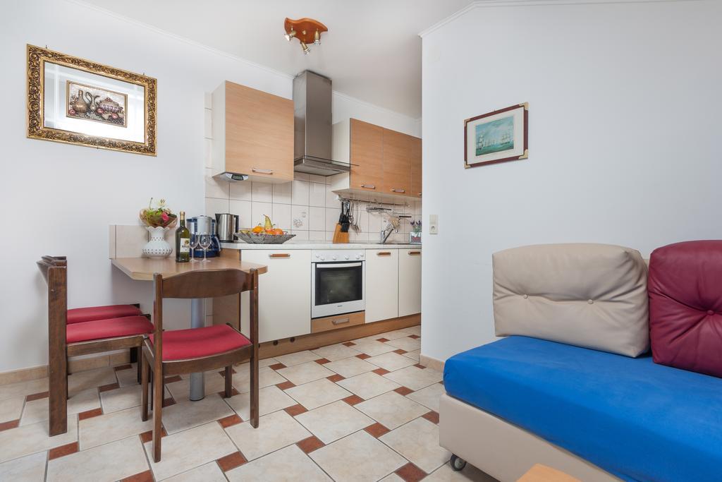 Apartments Villa-Passat ポレッチ エクステリア 写真