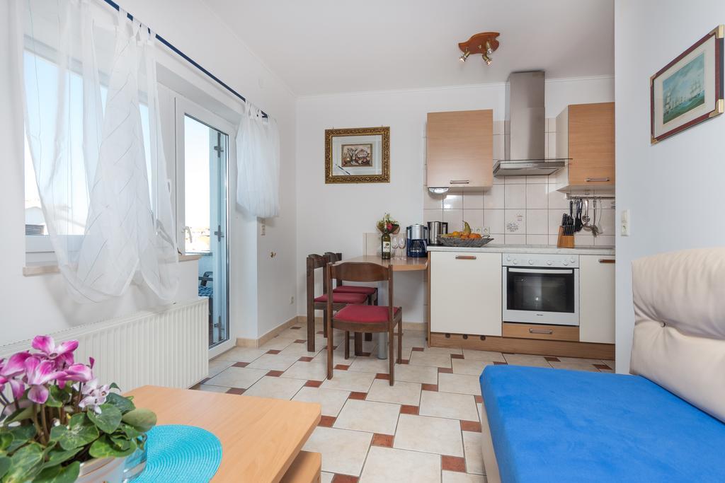 Apartments Villa-Passat ポレッチ エクステリア 写真