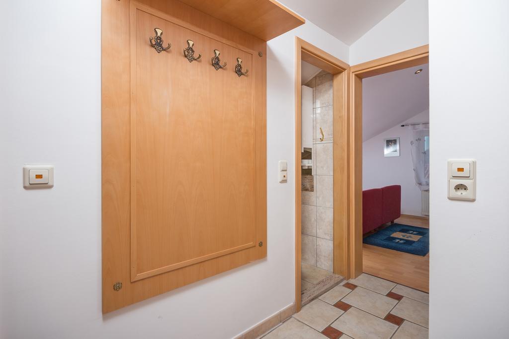Apartments Villa-Passat ポレッチ エクステリア 写真