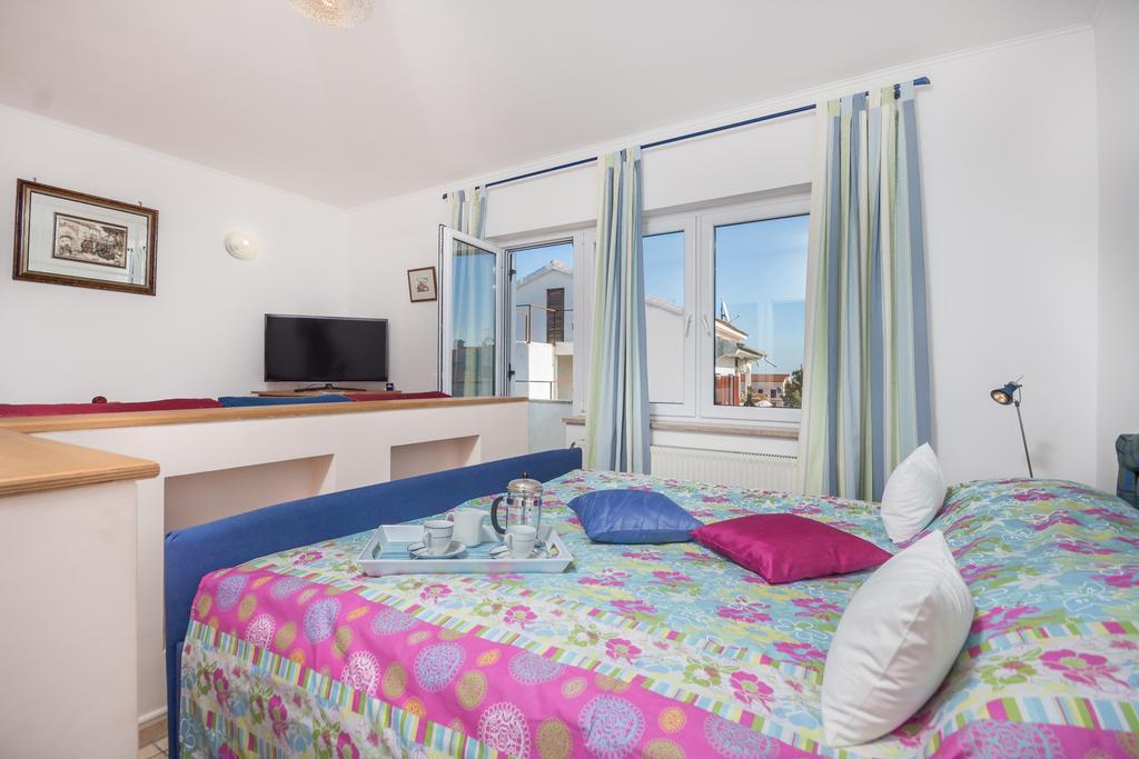 Apartments Villa-Passat ポレッチ エクステリア 写真