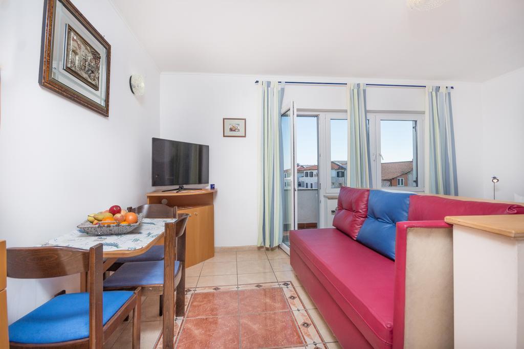 Apartments Villa-Passat ポレッチ エクステリア 写真